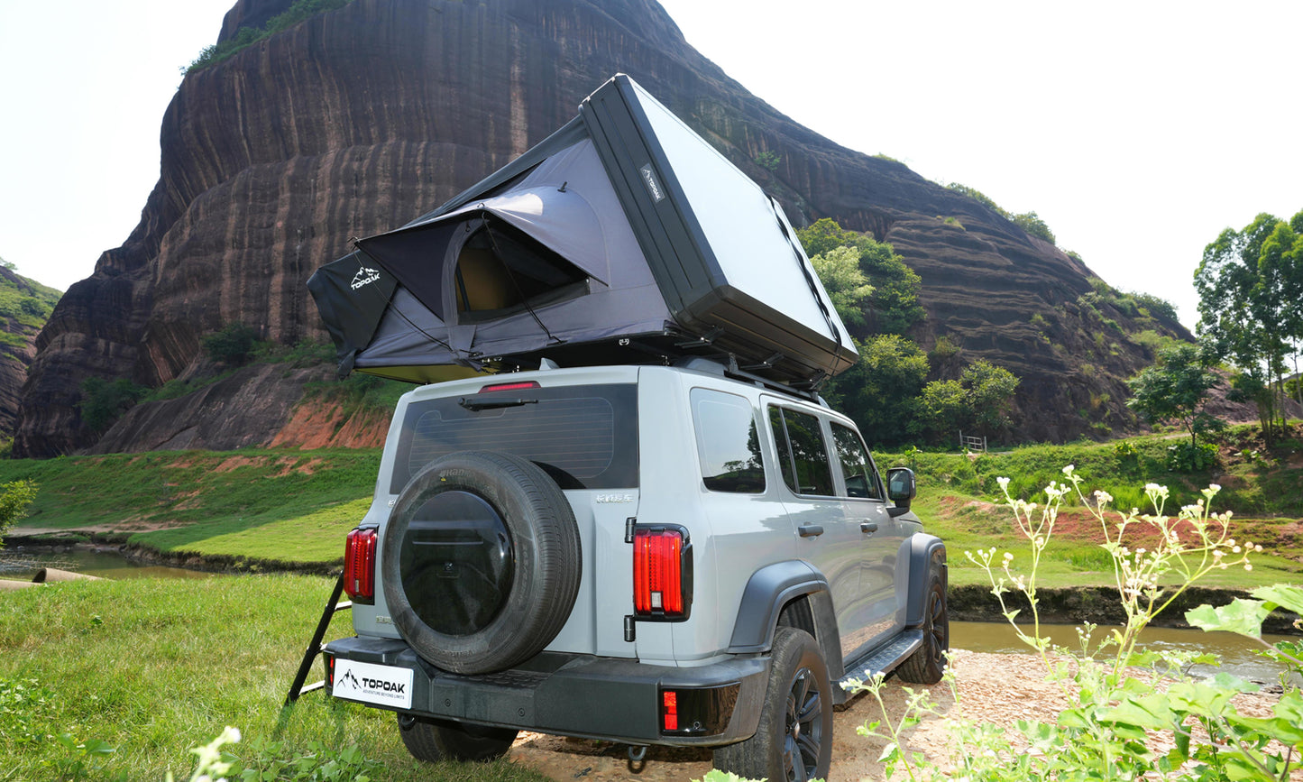 Vision |  Fold-out Aluminum Hard Shell Rooftop Tent RTT